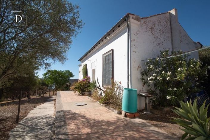 Image No.3-2 Bed House for sale