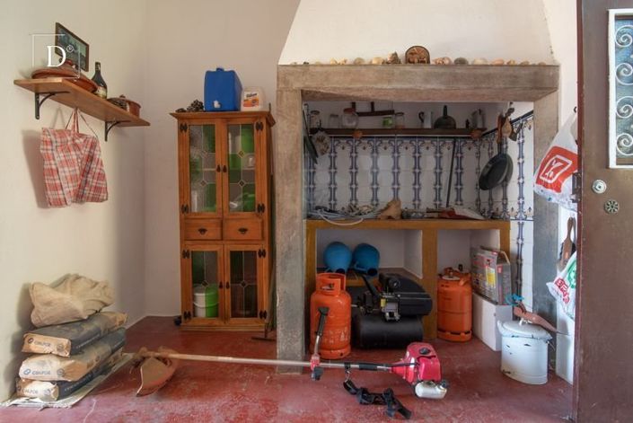 Image No.6-2 Bed House for sale