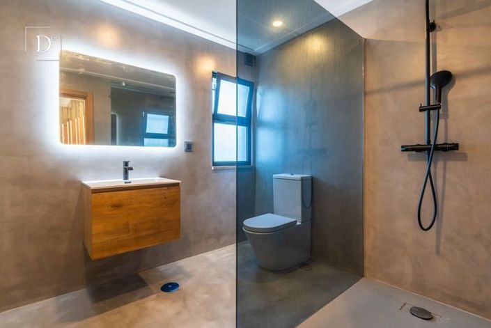 Image No.18-5 Bed House for sale