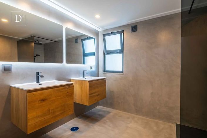 Image No.35-5 Bed House for sale