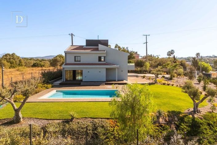Image No.48-5 Bed House for sale