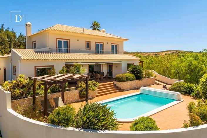 Image No.28-4 Bed House for sale