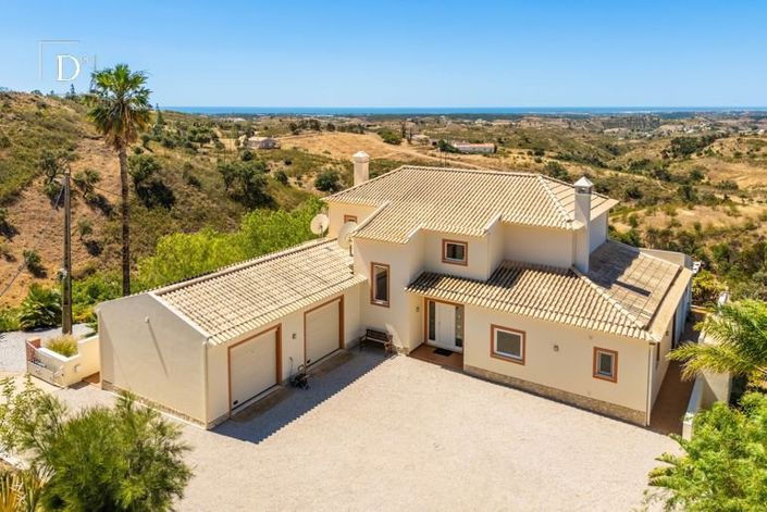 Image No.29-4 Bed House for sale