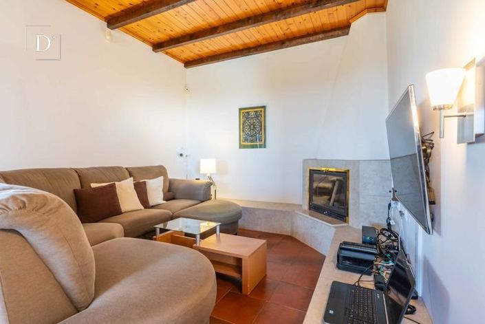 Image No.9-4 Bed House for sale