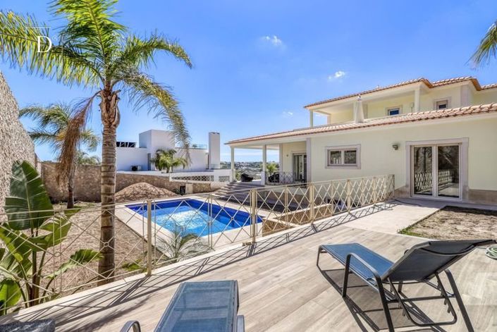 Image No.23-4 Bed House for sale