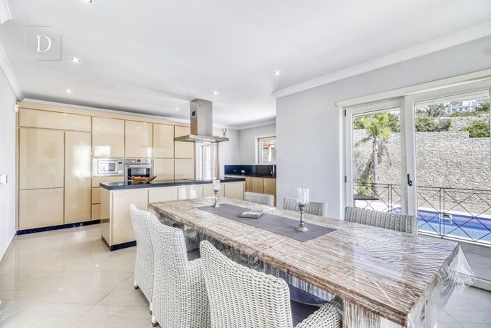 Image No.4-4 Bed House for sale