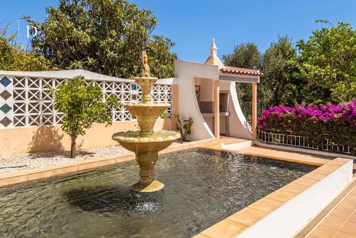 Image No.21-4 Bed House for sale