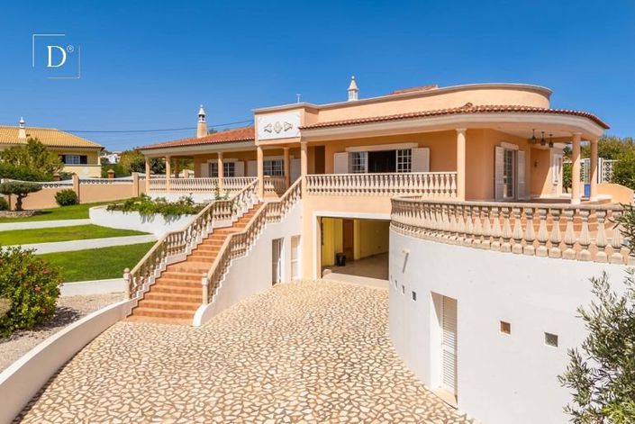 Image No.23-4 Bed House for sale