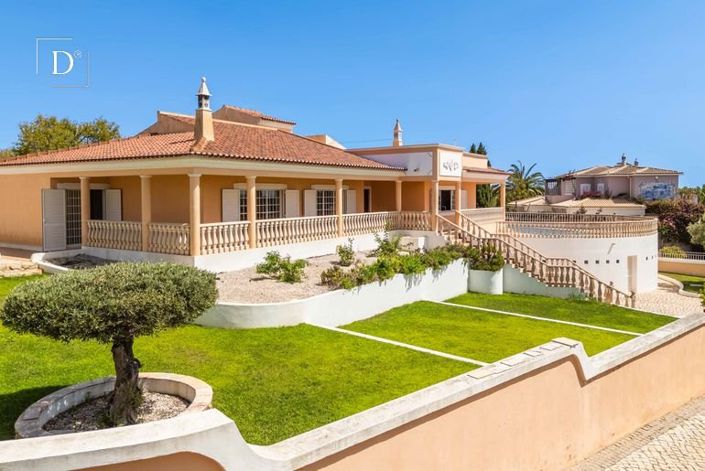 Image No.5-4 Bed House for sale