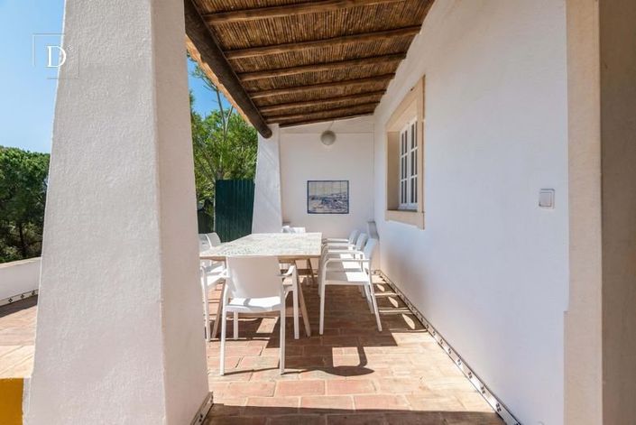 Image No.27-5 Bed House for sale