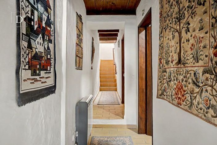Image No.17-3 Bed House for sale