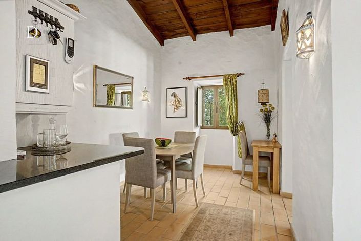 Image No.6-3 Bed House for sale