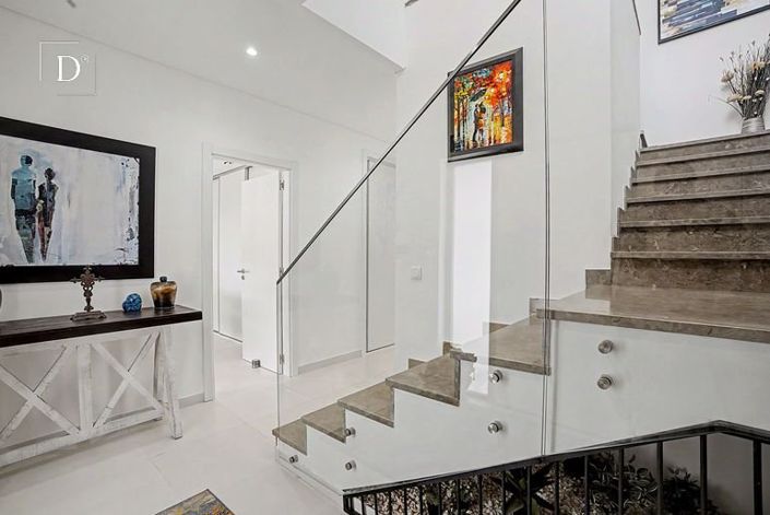 Image No.27-4 Bed House for sale