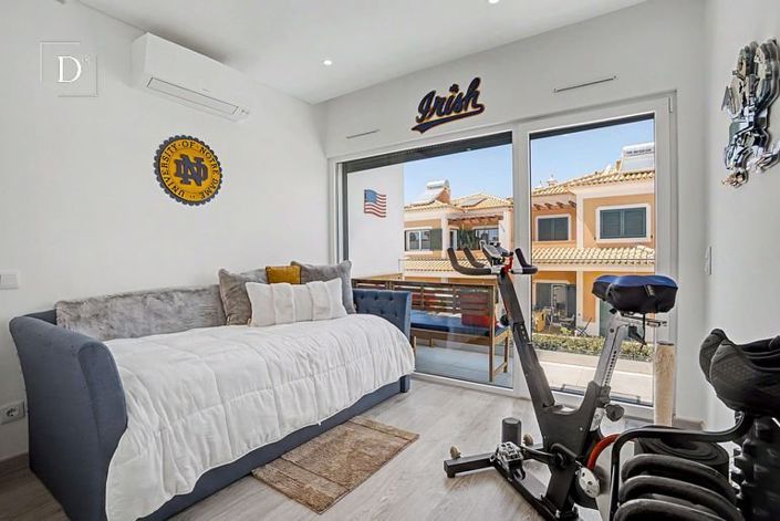 Image No.39-4 Bed House for sale