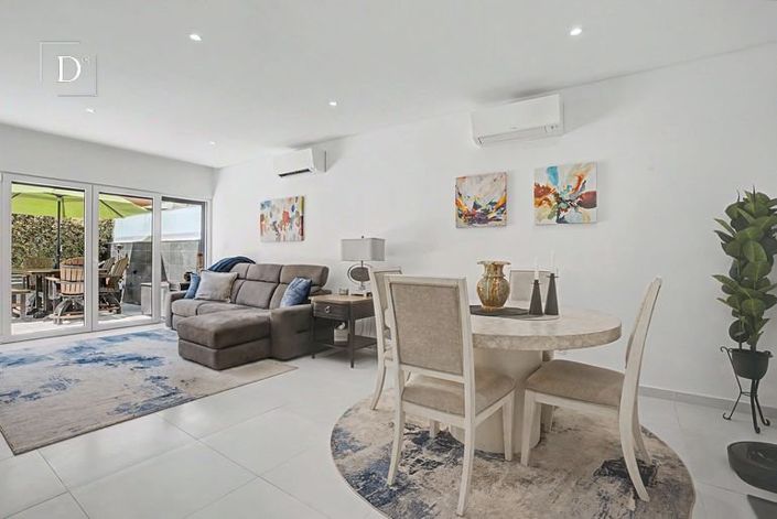 Image No.44-4 Bed House for sale