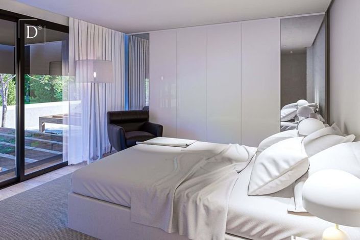 Image No.7-4 Bed House for sale
