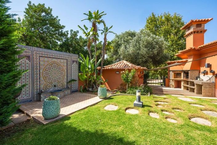 Image No.28-5 Bed House for sale