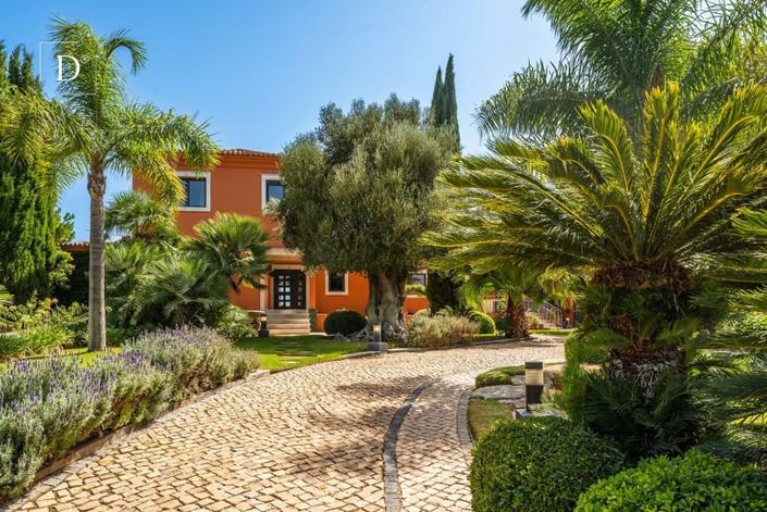 Image No.49-5 Bed House for sale