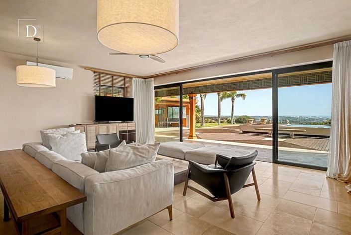 Image No.58-5 Bed House for sale