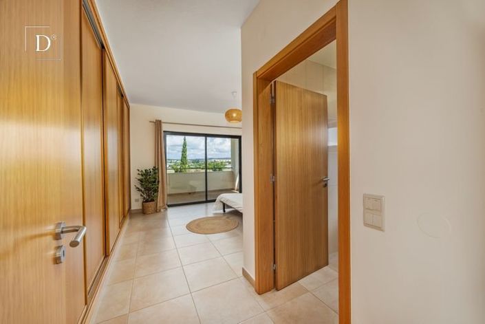Image No.34-4 Bed House for sale