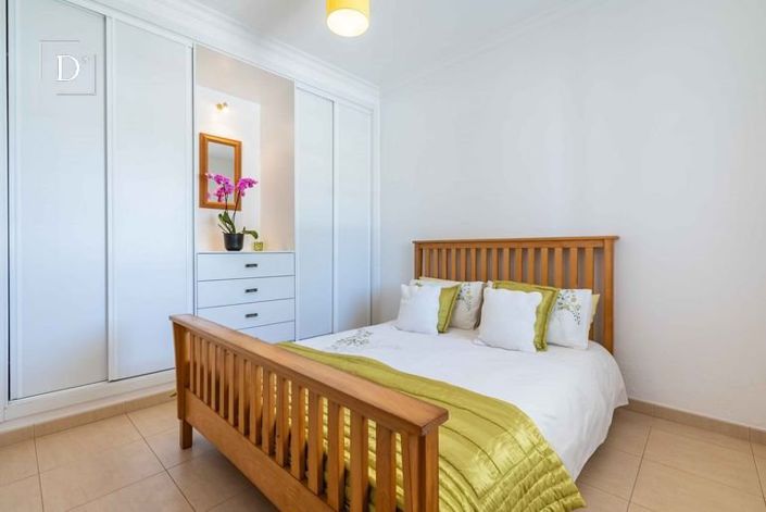 Image No.15-3 Bed House for sale