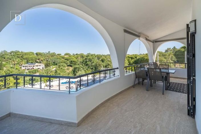 Image No.21-4 Bed House for sale
