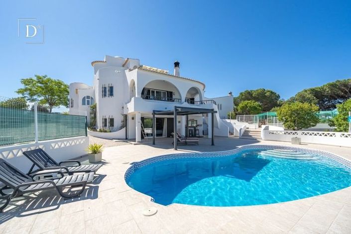 Image No.22-4 Bed House for sale