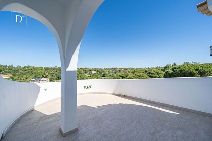 Image No.31-4 Bed House for sale