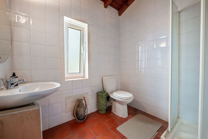 Image No.20-3 Bed House for sale
