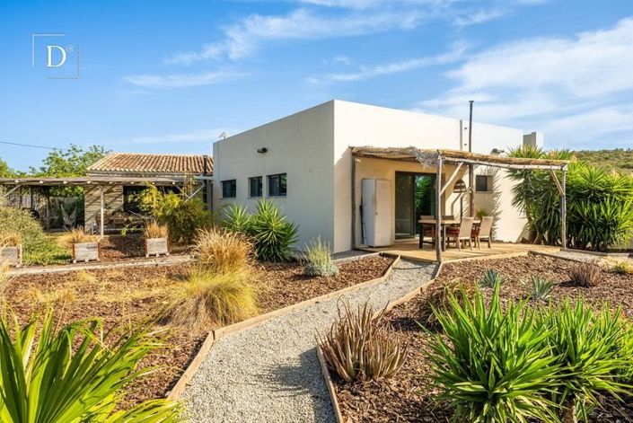 Image No.9-3 Bed House for sale