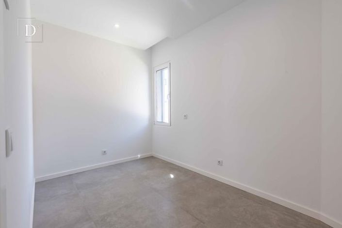 Image No.19-3 Bed House for sale