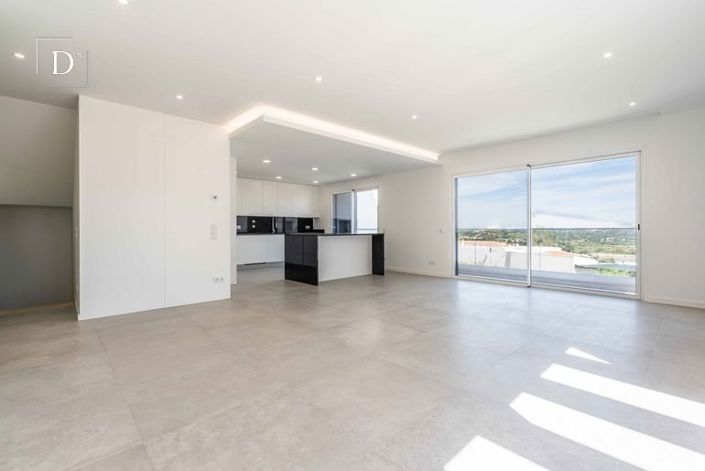 Image No.5-3 Bed House for sale