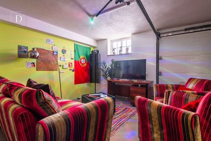 Image No.23-4 Bed House for sale