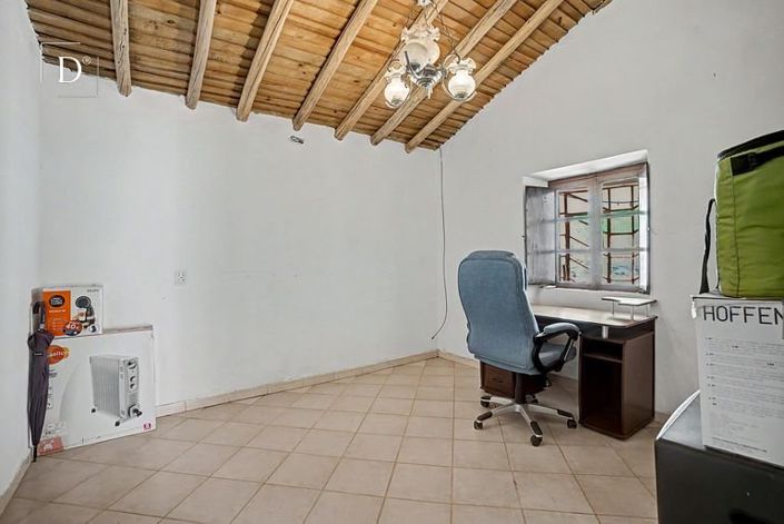 Image No.25-2 Bed House for sale