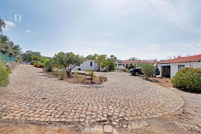 Image No.27-5 Bed House for sale