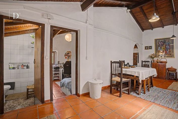 Image No.11-3 Bed House for sale