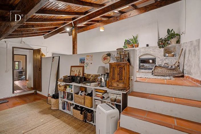 Image No.15-3 Bed House for sale