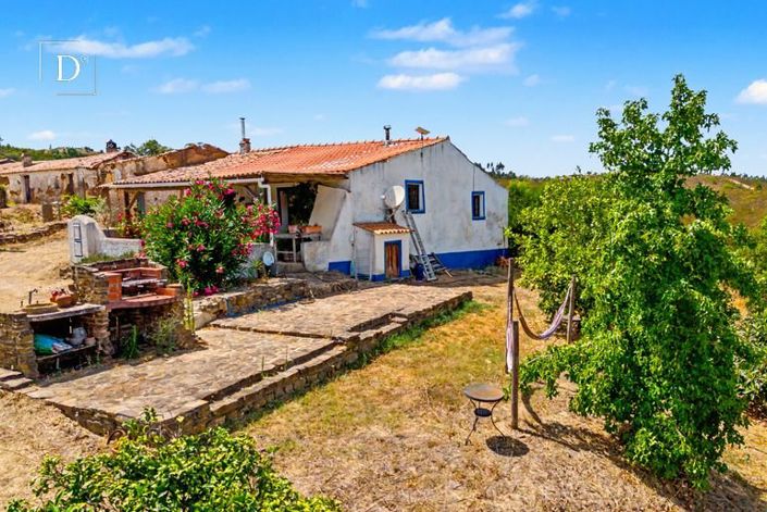 Image No.2-3 Bed House for sale