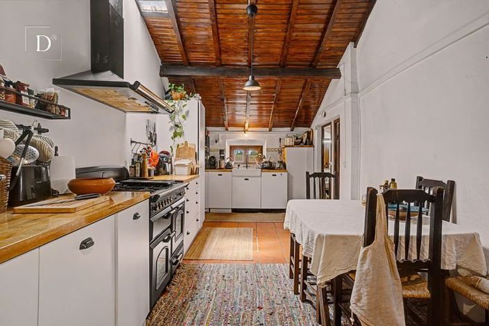 Image No.5-3 Bed House for sale