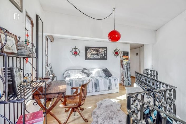 Image No.38-8 Bed House for sale