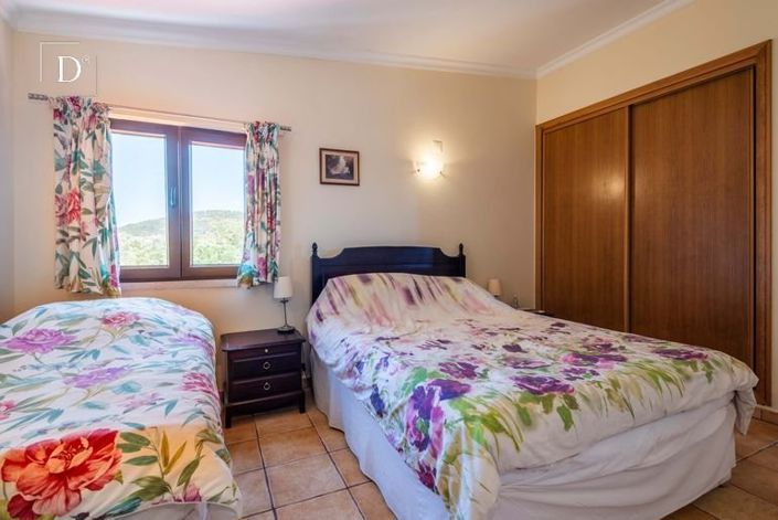 Image No.18-3 Bed House for sale