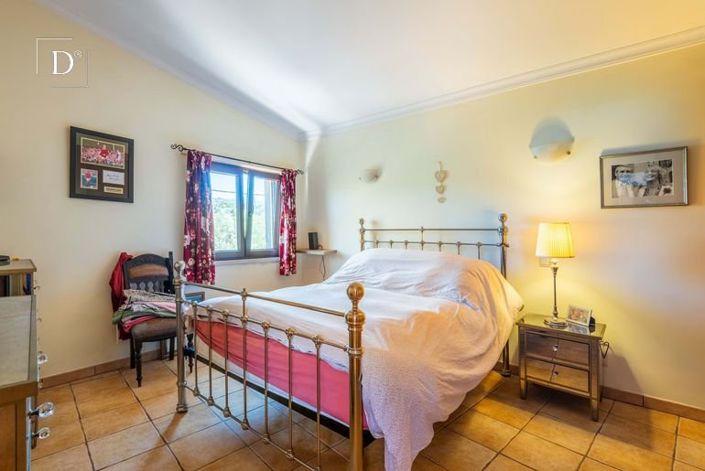 Image No.20-3 Bed House for sale