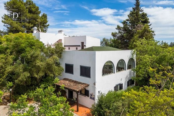 Image No.19-5 Bed House for sale