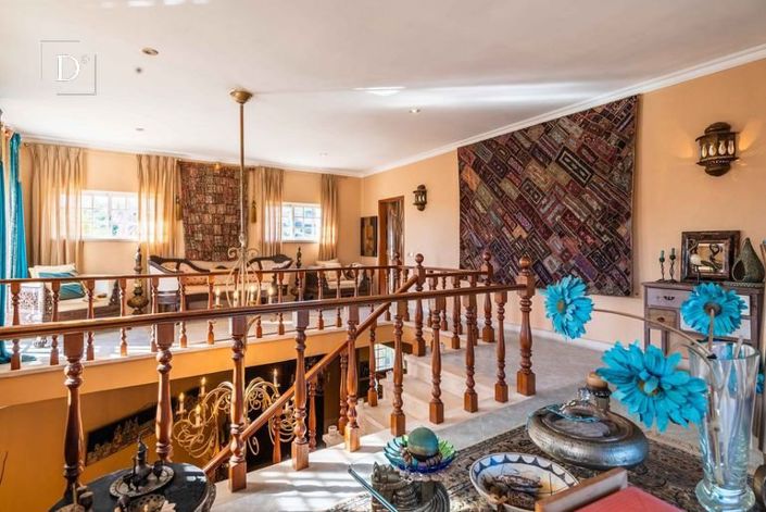 Image No.19-6 Bed House for sale