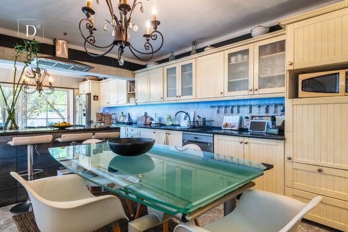 Image No.3-6 Bed House for sale