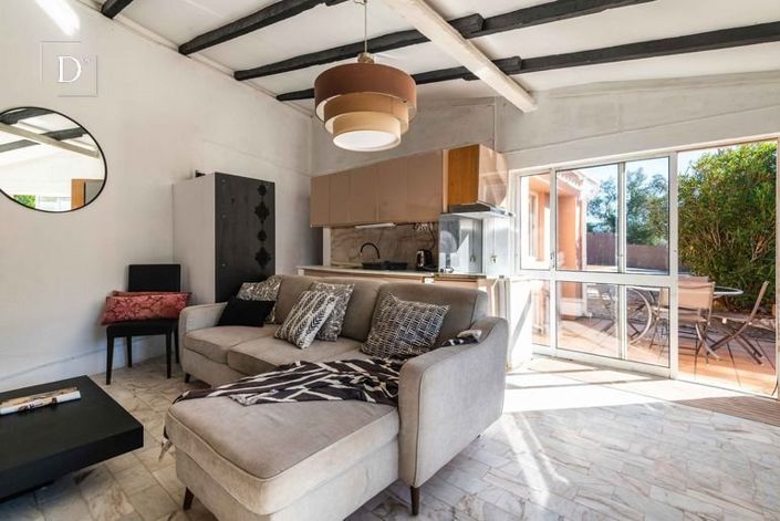 Image No.32-6 Bed House for sale