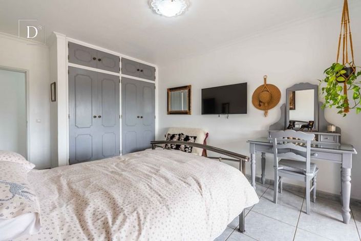 Image No.14-3 Bed House for sale