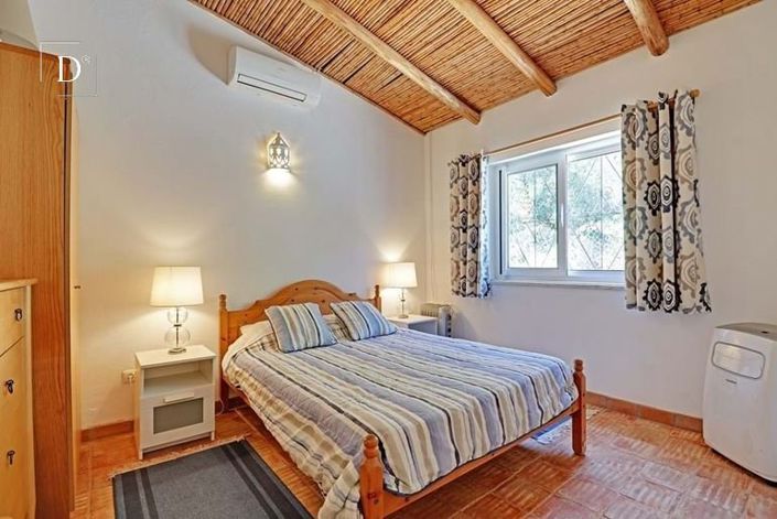 Image No.17-4 Bed House for sale