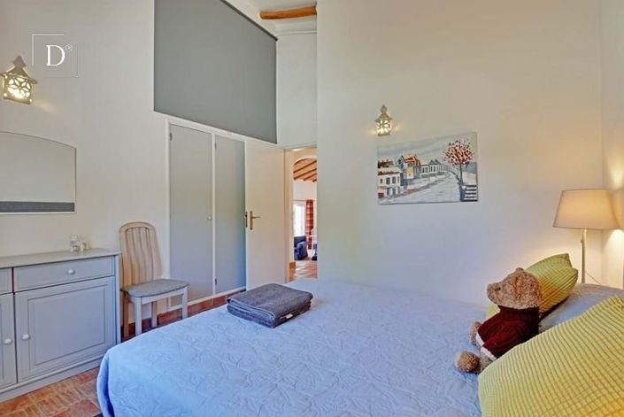 Image No.20-4 Bed House for sale
