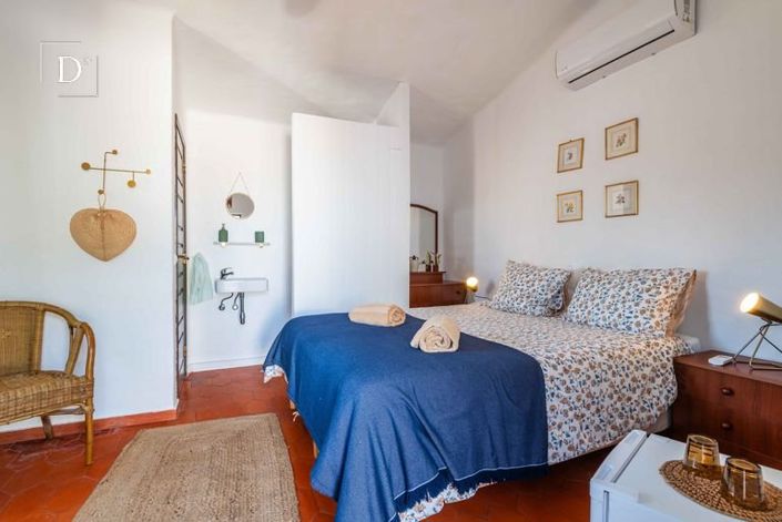 Image No.16-4 Bed House for sale